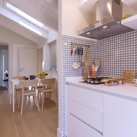 Flora's House - Amalfi Coast Apartment Scala
